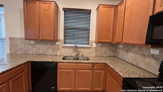 Image 9 of 50 For 2027 Ares Cove