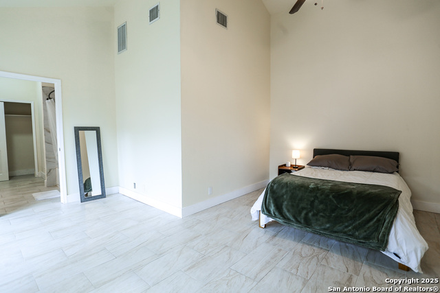 Listing photo id 10 for 8533 Wood Arbor