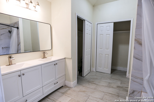 Listing photo id 13 for 8533 Wood Arbor