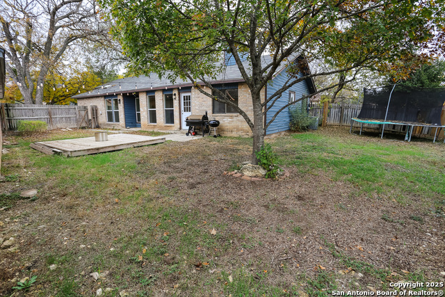 Listing photo id 18 for 8533 Wood Arbor