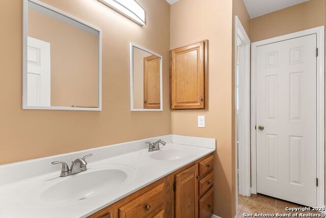 Listing photo id 12 for 313 Ridge Crest