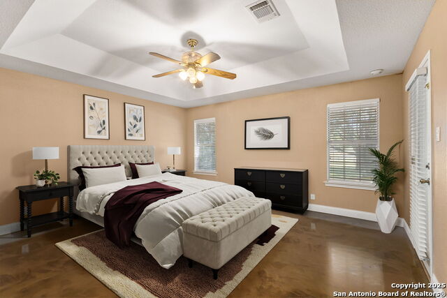 Listing photo id 16 for 313 Ridge Crest