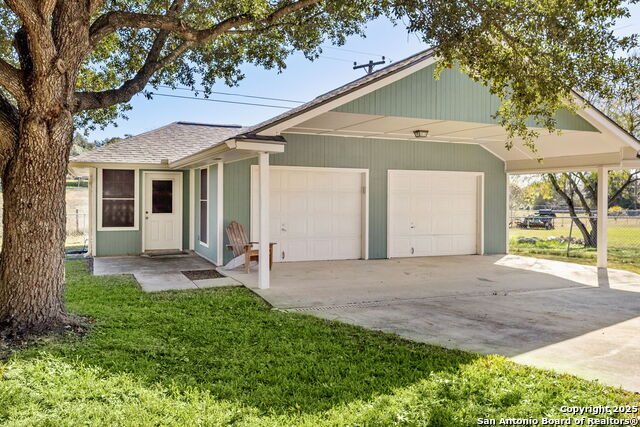 Listing photo id 29 for 313 Ridge Crest