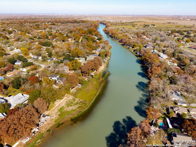 Listing photo id 38 for 313 Ridge Crest