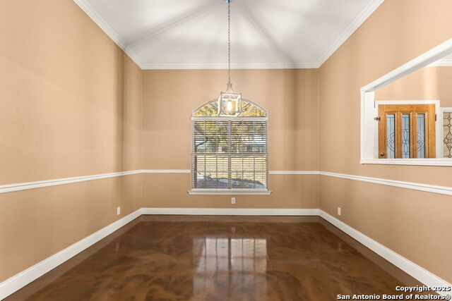 Listing photo id 6 for 313 Ridge Crest