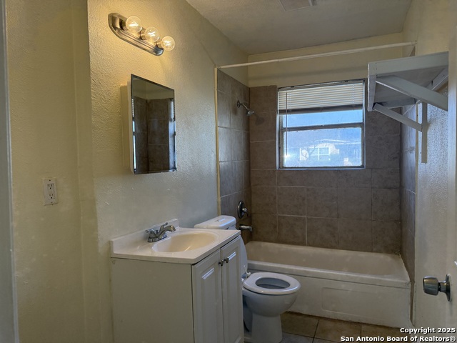 Image 11 of 14 For 410 Dorie St.