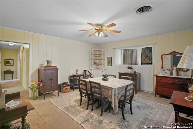 Listing photo id 11 for 1000 Austin St.