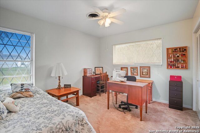 Listing photo id 17 for 1000 Austin St.