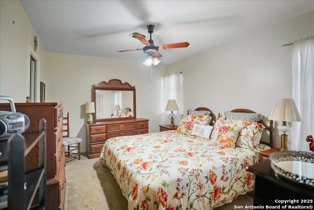 Listing photo id 19 for 1000 Austin St.