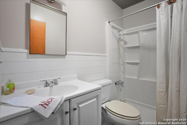 Listing photo id 21 for 1000 Austin St.