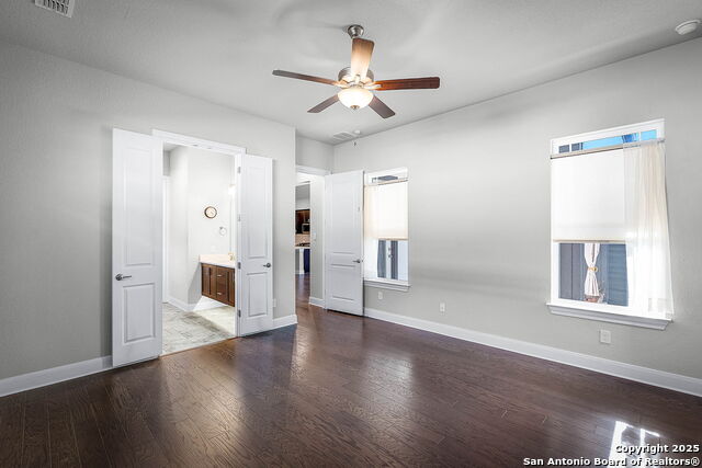 Listing photo id 10 for 623 Guenther N