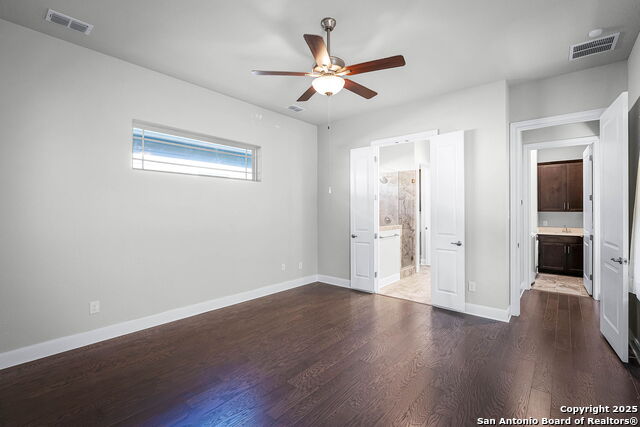 Listing photo id 23 for 623 Guenther N