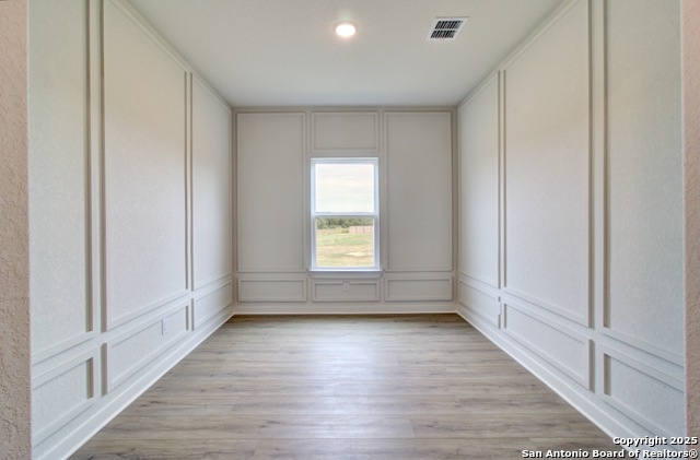 Listing photo id 17 for 960 Tornado Ridge