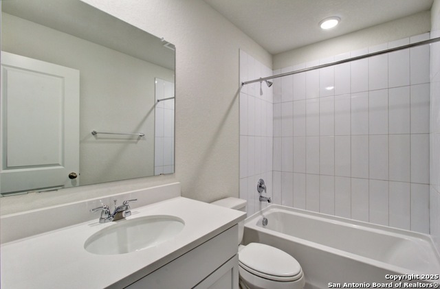 Listing photo id 24 for 960 Tornado Ridge