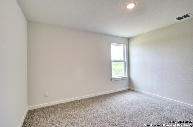 Listing photo id 29 for 960 Tornado Ridge