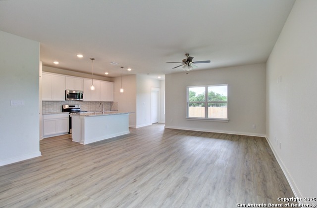 Listing photo id 3 for 960 Tornado Ridge