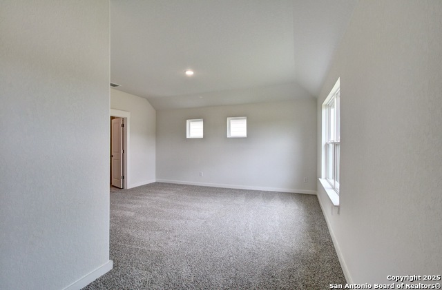 Listing photo id 5 for 960 Tornado Ridge