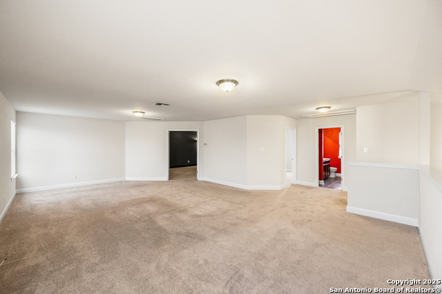 Listing photo id 32 for 5903 Carriage