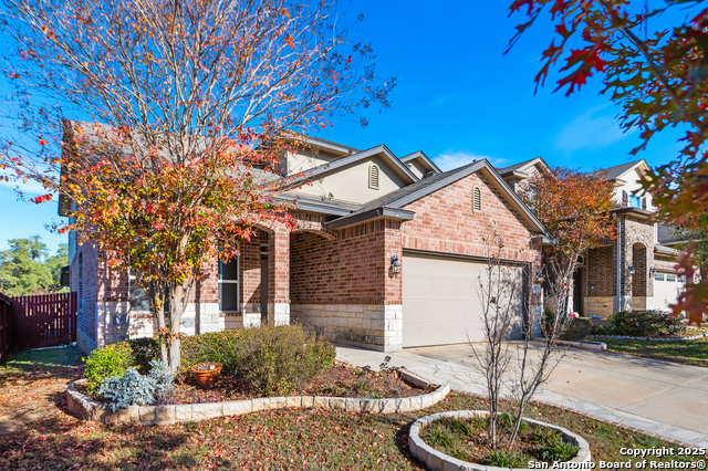 Listing photo id 2 for 5903 Carriage