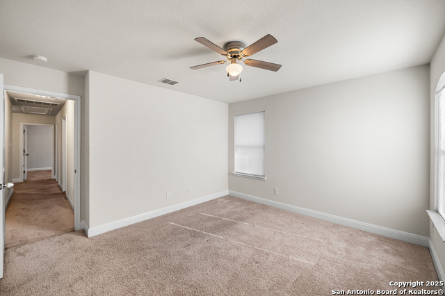 Listing photo id 46 for 5903 Carriage