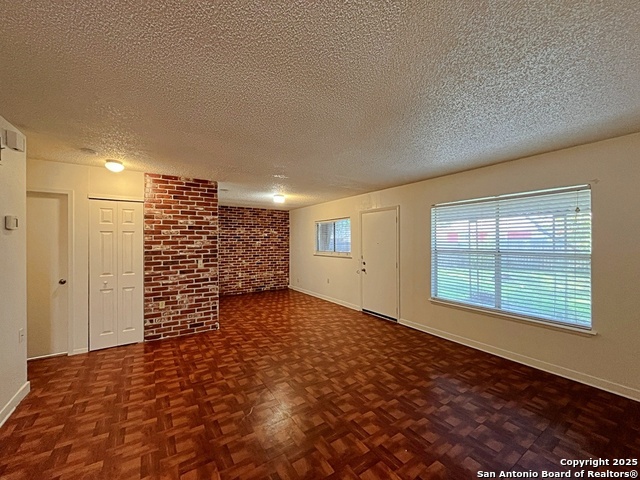 Image 13 of 35 For 117 Meadow Way