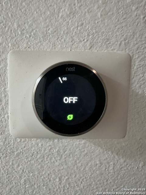 Image 26 of 31 For 17906 Crystal