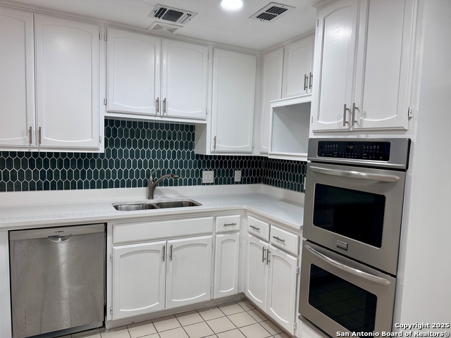 Image 8 of 31 For 17906 Crystal