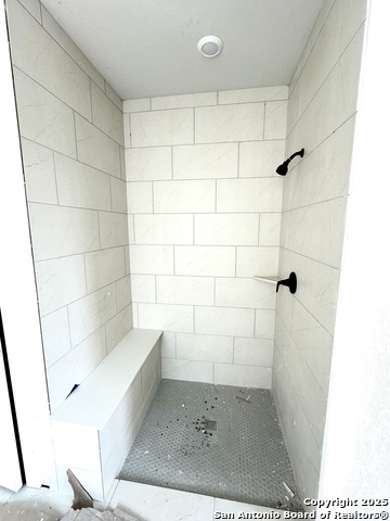 Listing photo id 12 for 171 Desert Bloom