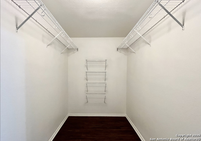 Image 12 of 19 For 1635 Mason King