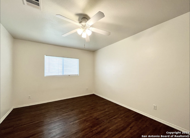 Image 13 of 19 For 1635 Mason King