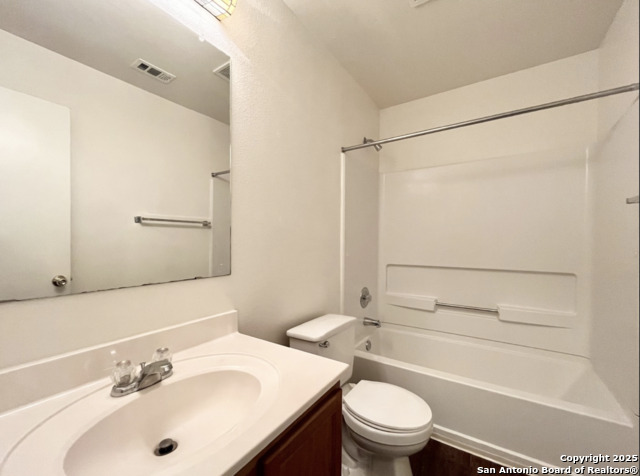 Image 17 of 19 For 1635 Mason King