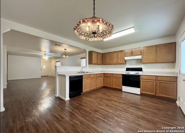 Image 7 of 19 For 1635 Mason King