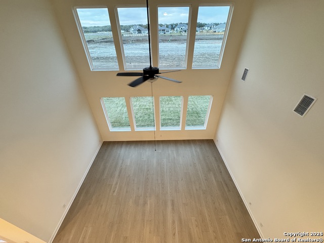 Listing photo id 13 for 166 Mallorys Way