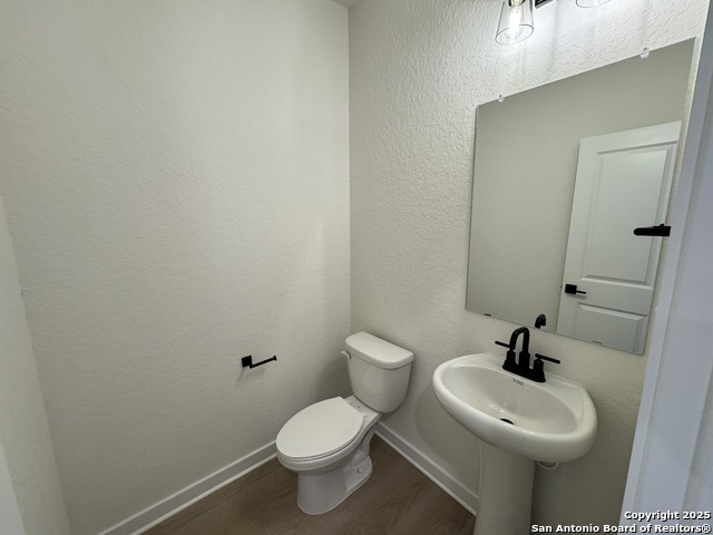 Listing photo id 19 for 166 Mallorys Way