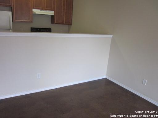 Image 4 of 21 For 10727 Mathom Landing  3