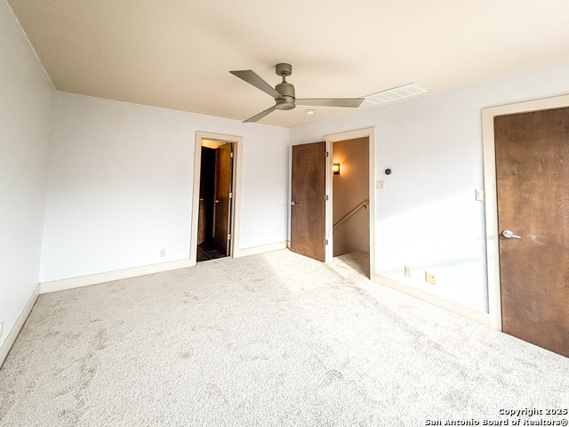 Listing photo id 16 for 1101 Grove Blvd  206