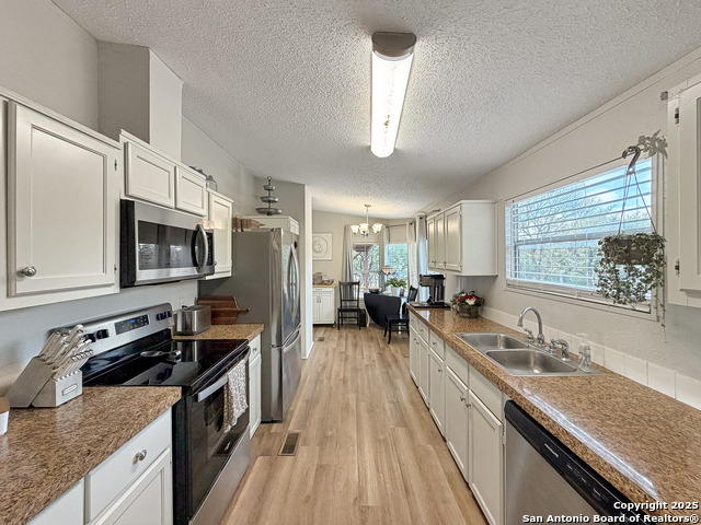 Image 19 of 42 For 7662 Jessica