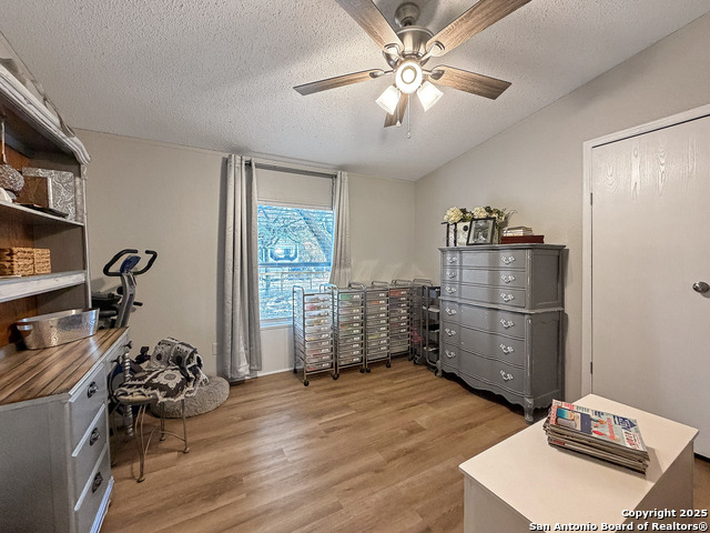 Image 28 of 42 For 7662 Jessica