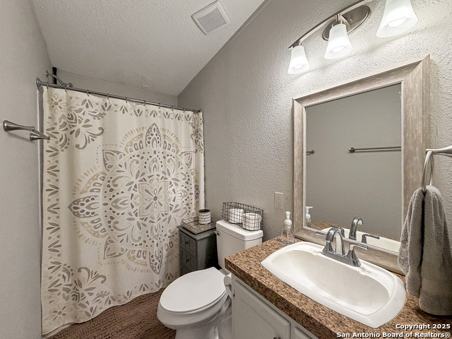 Image 29 of 42 For 7662 Jessica