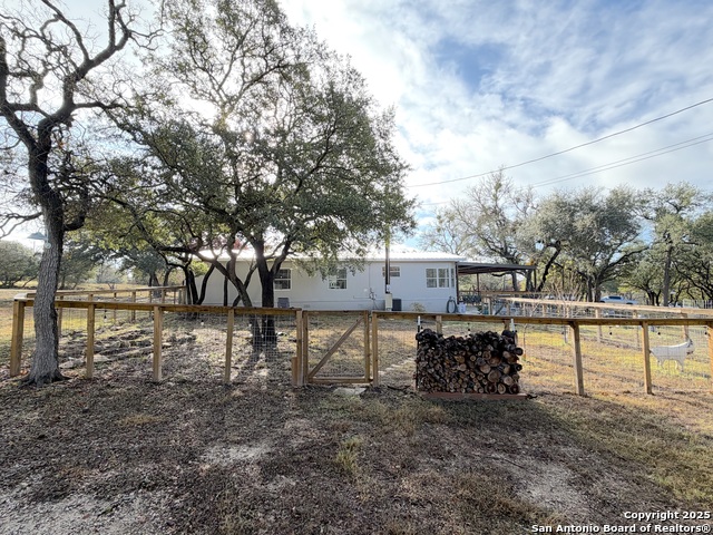 Image 32 of 42 For 7662 Jessica