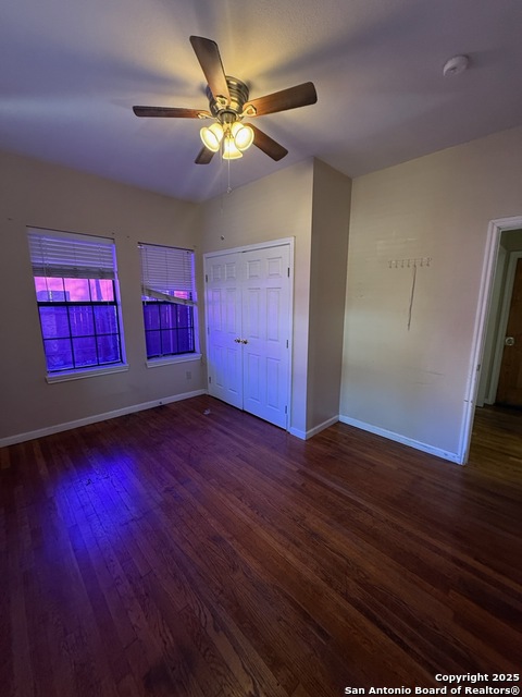 Listing photo id 12 for 416 Buckingham Ave