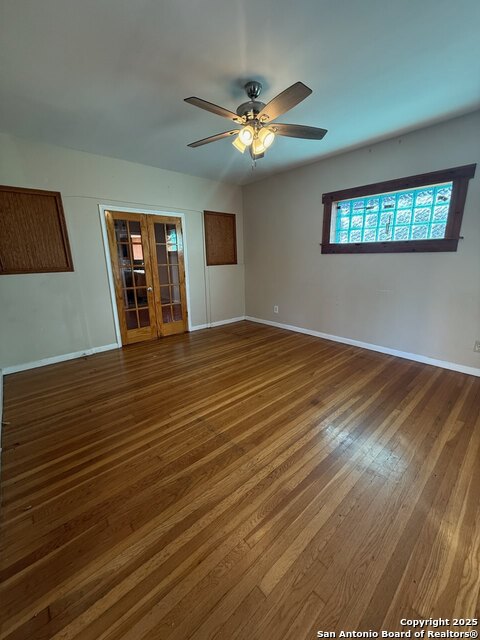 Listing photo id 4 for 416 Buckingham Ave