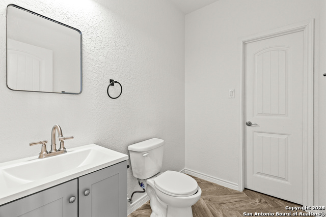 Image 13 of 26 For 561 Dusty Emerald