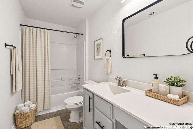 Image 21 of 26 For 561 Dusty Emerald