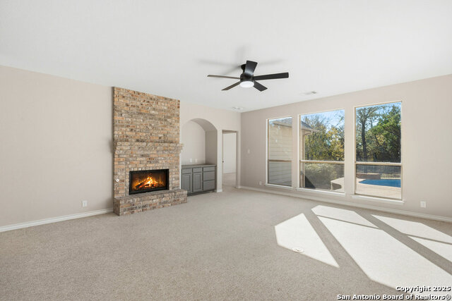 Image 23 of 59 For 9618 Rosemont