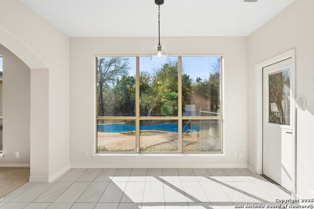 Image 28 of 59 For 9618 Rosemont