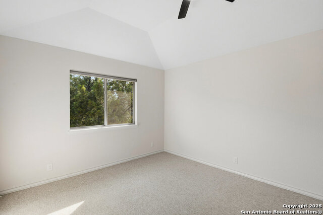 Image 43 of 59 For 9618 Rosemont