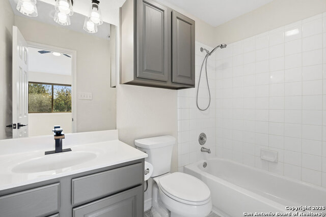 Image 48 of 59 For 9618 Rosemont