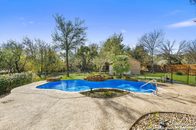 Image 52 of 59 For 9618 Rosemont