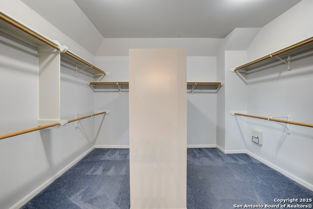 Listing photo id 27 for 1339 Barton Creek